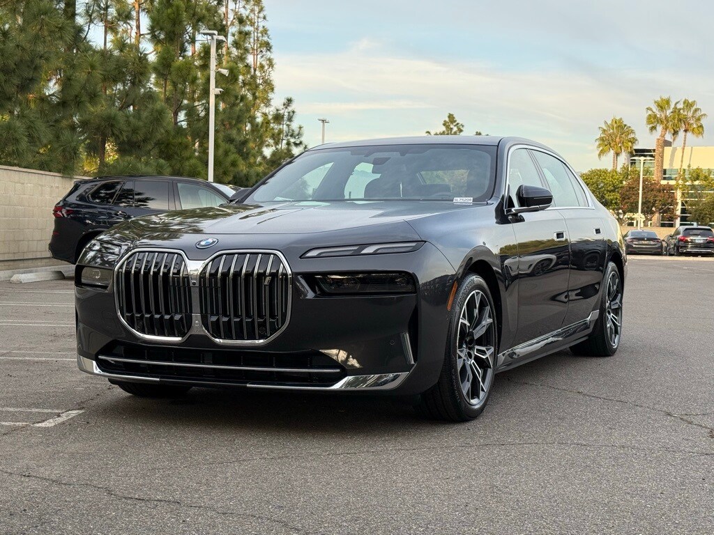 Used 2025 BMW i7 eDrive50 Sedan