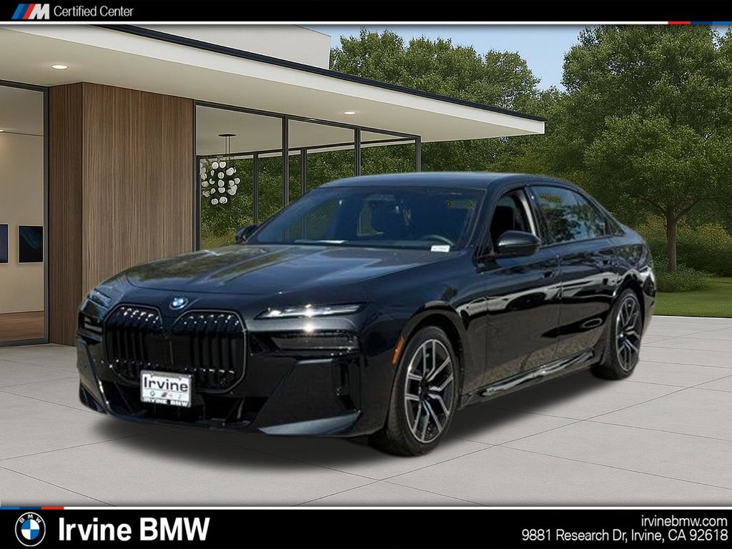 2025 BMW i7 xDrive60 Sedan's photo