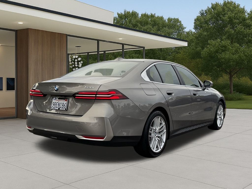 2025 BMW 530i photo 3
