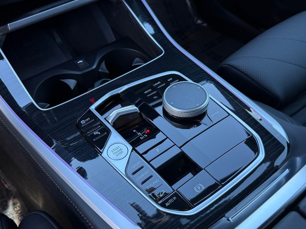 2025 BMW X5 M60i - Photo 28