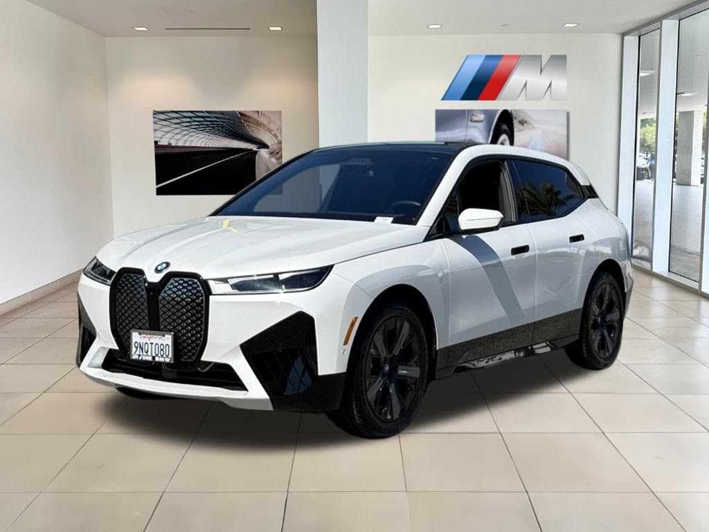 Used 2025 BMW iX Base with VIN WB523CF0XSCT10307 for sale in Irvine, CA