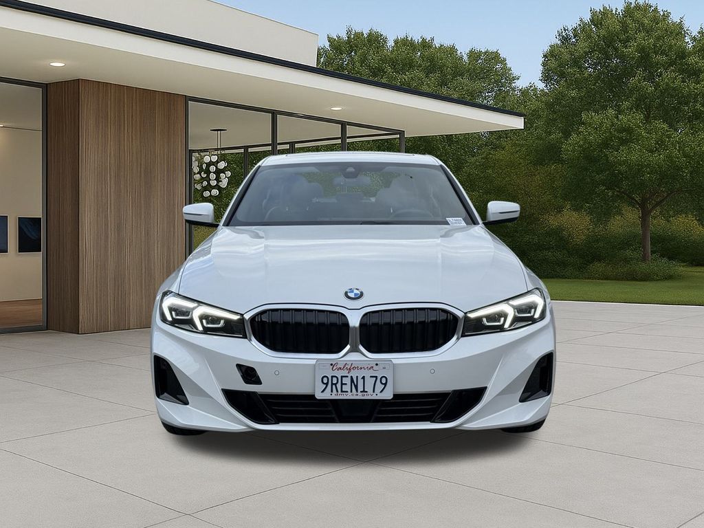 2025 BMW 330i photo 2