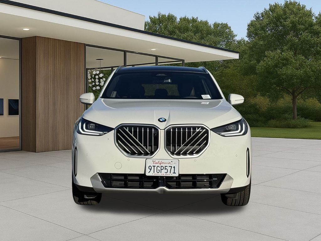 2025 BMW X3 30 xDrive photo 2