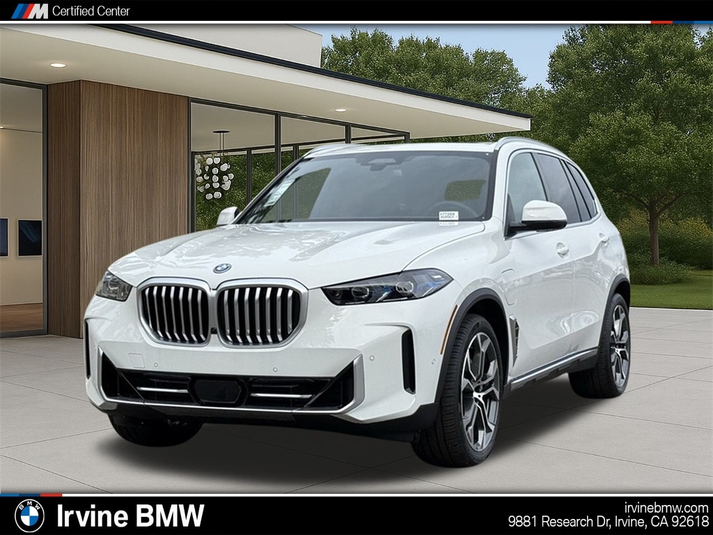 2026 BMW X5 50e's photo