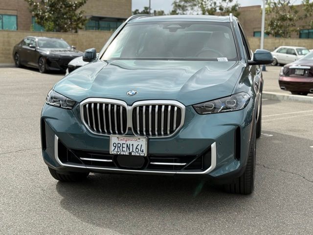 2025 BMW X5 xDrive40i photo 2