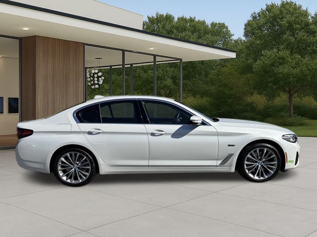 2023 BMW 530e photo 6