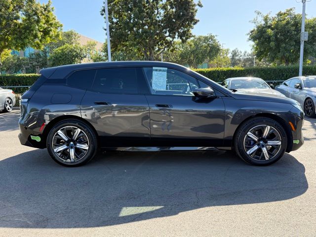 2023 BMW iX xDrive50 photo 6