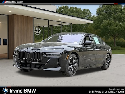 2025 BMW 750e xDrive Sedan