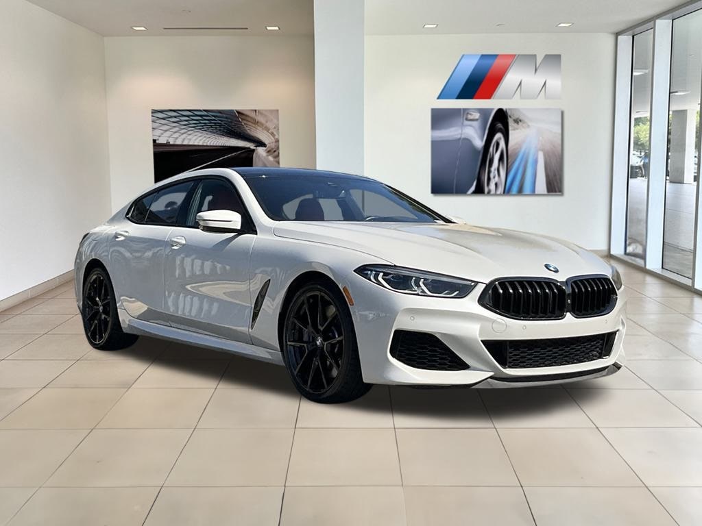 Used 2022 BMW 8 Series M850i with VIN WBAGV8C00NCH25274 for sale in Irvine, CA