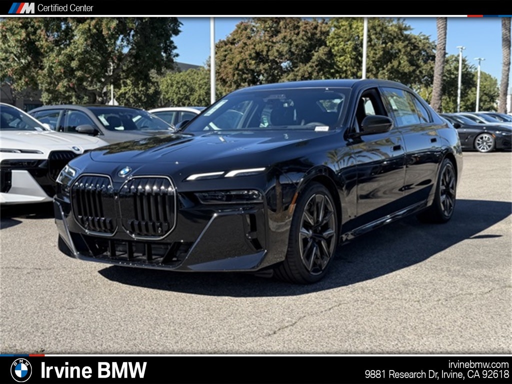 2026 BMW 7 Series 740's photo