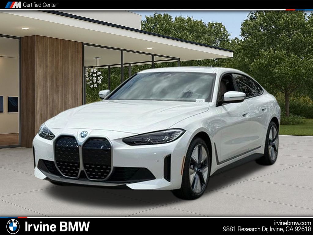 2023 BMW i4 eDrive35's photo