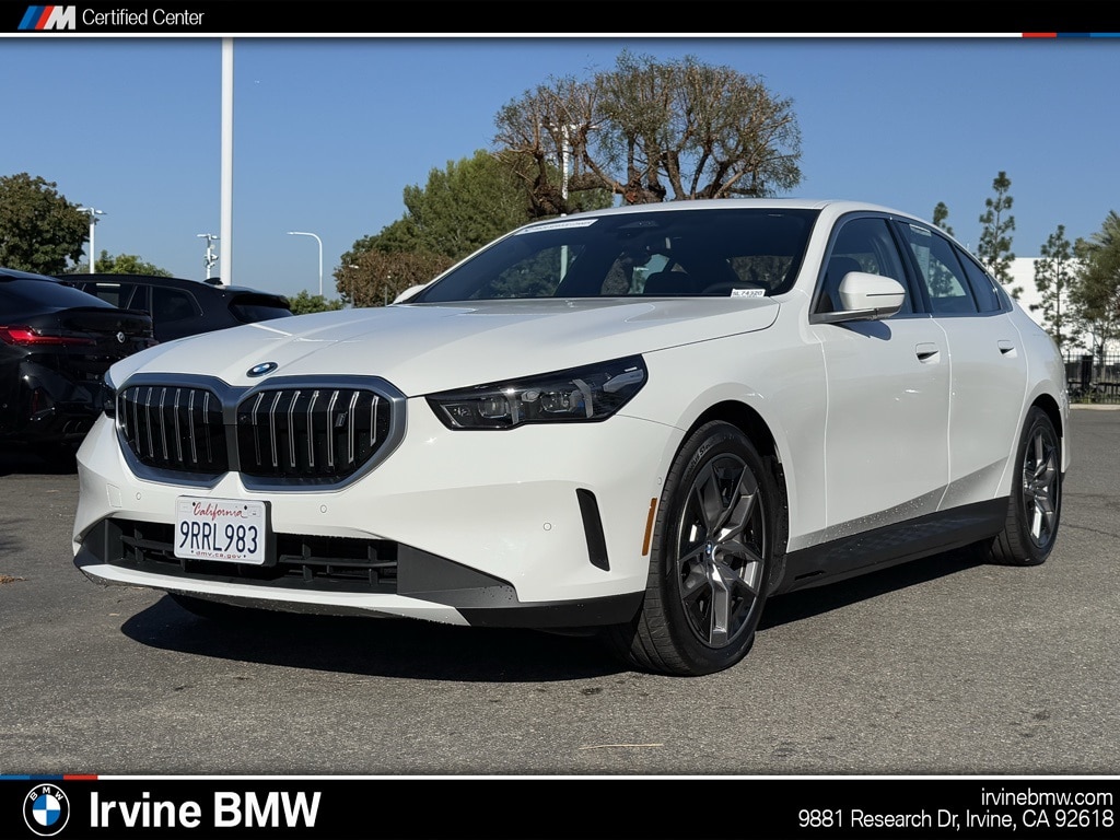 2025 BMW i5 40's photo