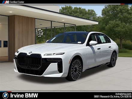 2025 BMW 760i xDrive Sedan