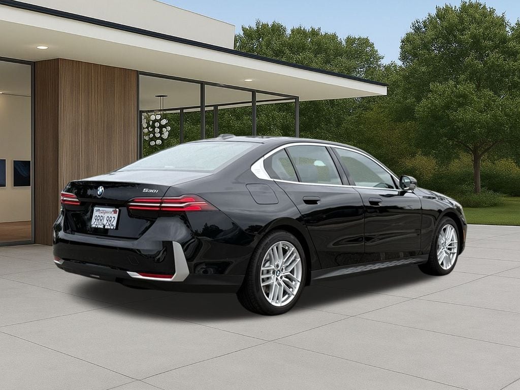 2025 BMW 530i xDrive photo 3