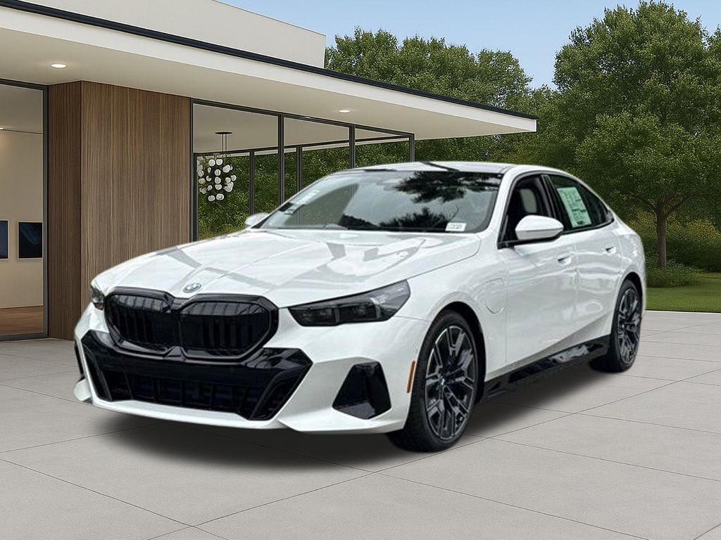 New 2027 BMW 550e xDrive Sedan