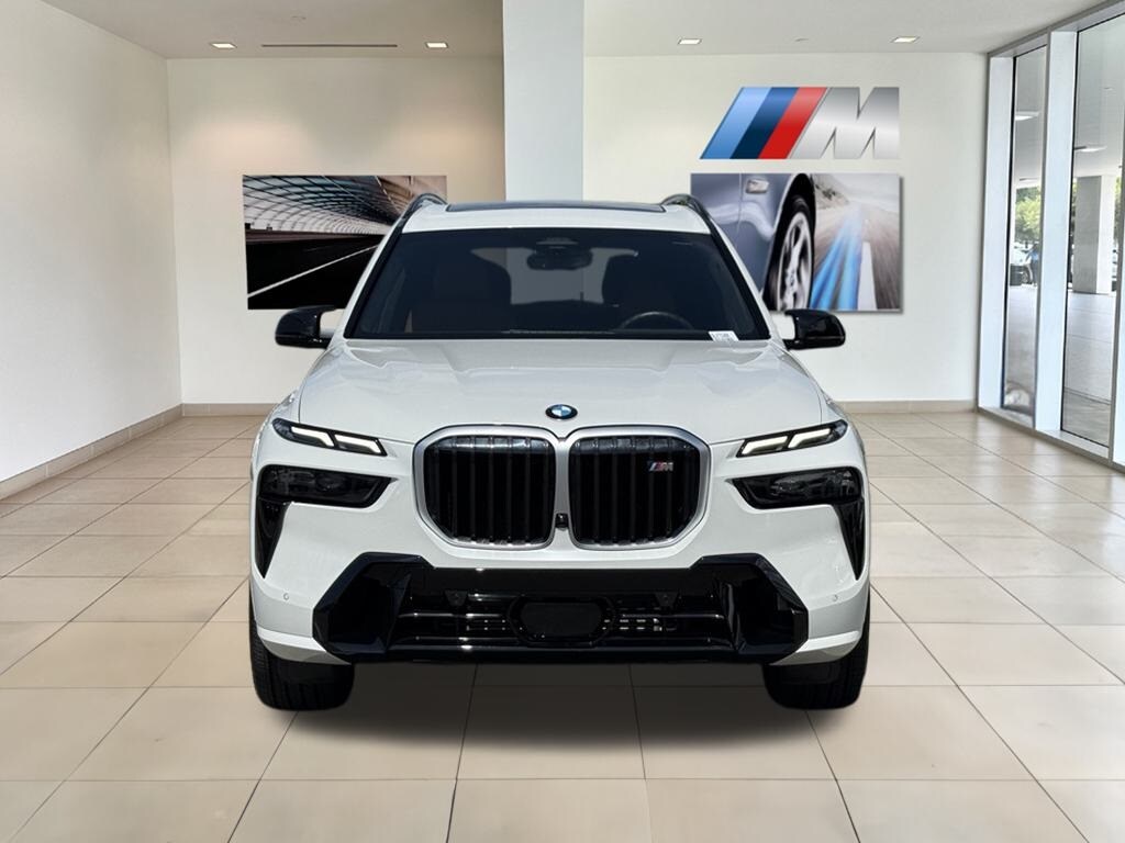 2025 Bmw X7 M60i photo 3