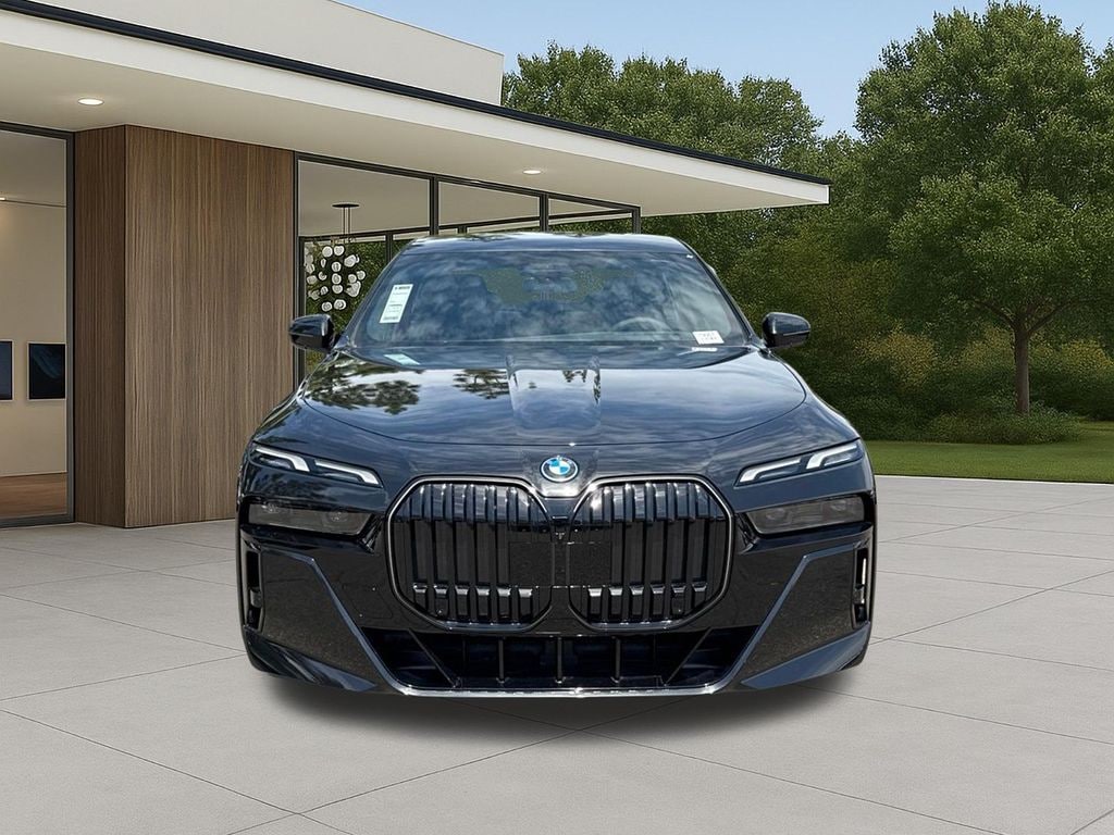 New 2026 BMW 750e xDrive Sedan