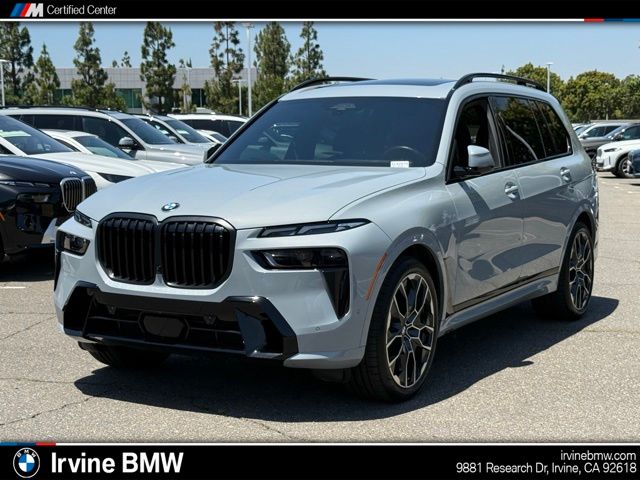 2023 BMW X7 xDrive40i's photo