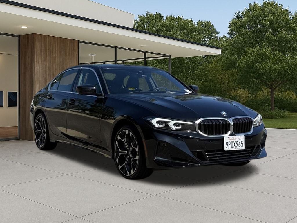 2025 BMW 3 Series 330i - Photo 4