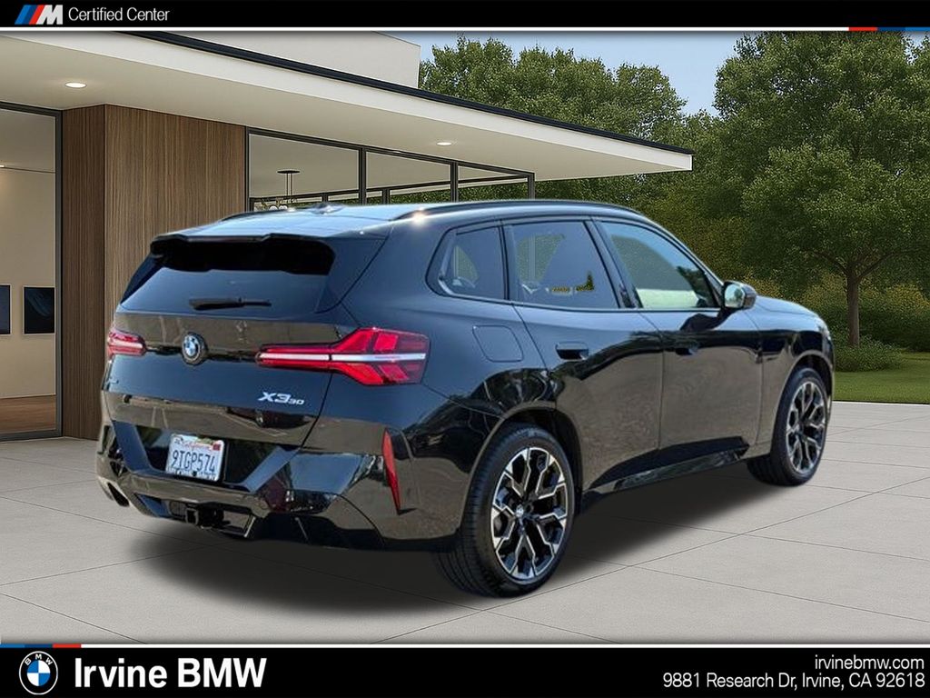 2025 BMW X3 30 xDrive photo 3