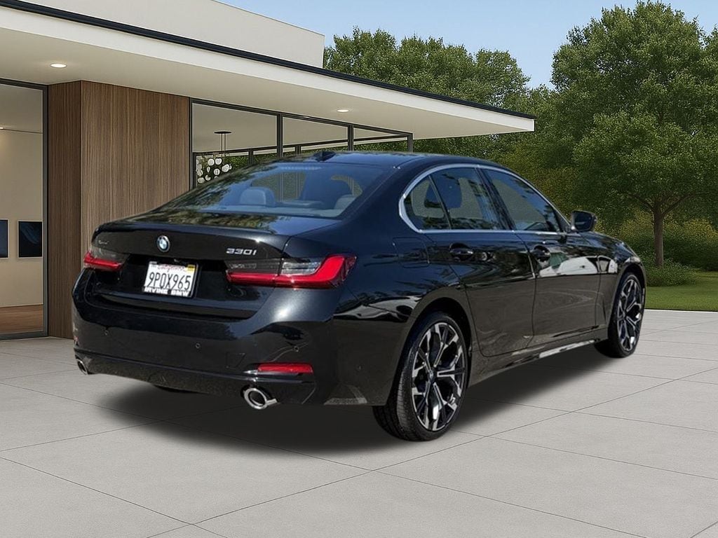2025 BMW 3 Series 330i - Photo 6