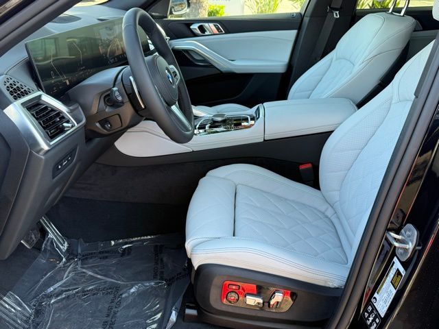 2026 BMW X6 40i - Photo 16
