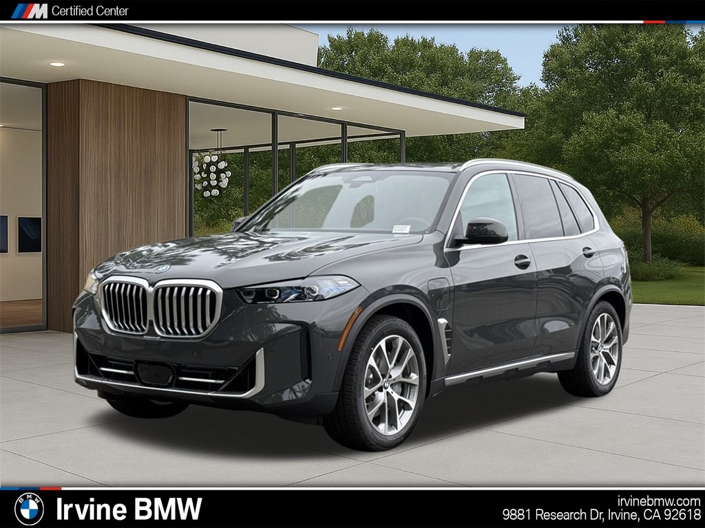 2026 BMW X5 50e's photo
