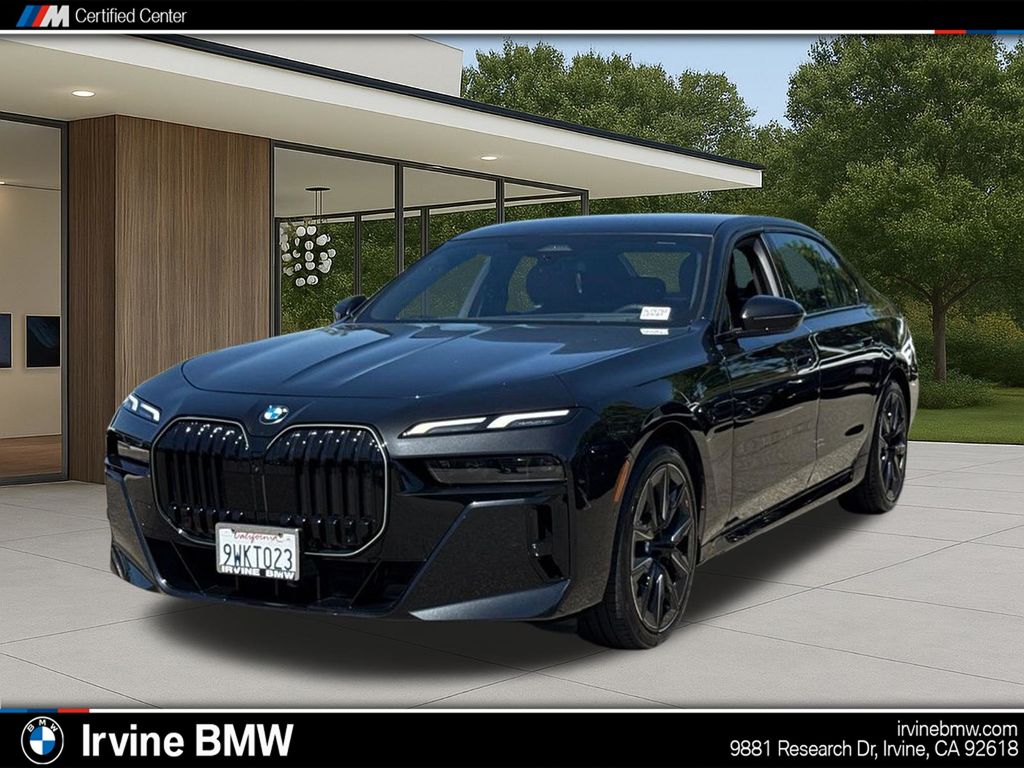 2026 BMW 740i Sedan 