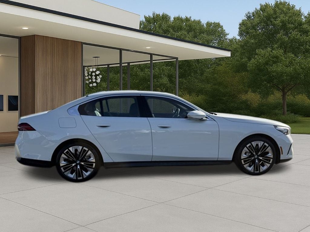 2026 BMW 530i photo 6