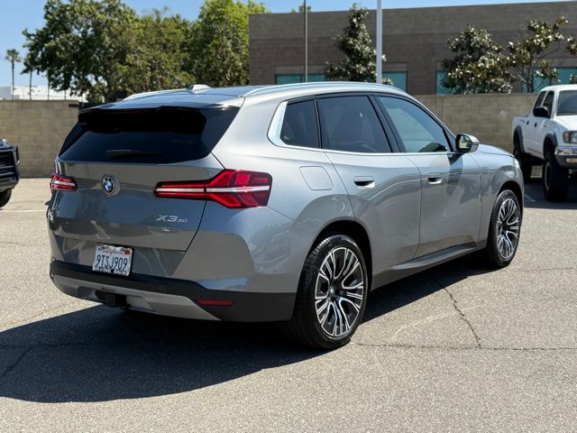 2025 BMW X3 30 xDrive photo 3