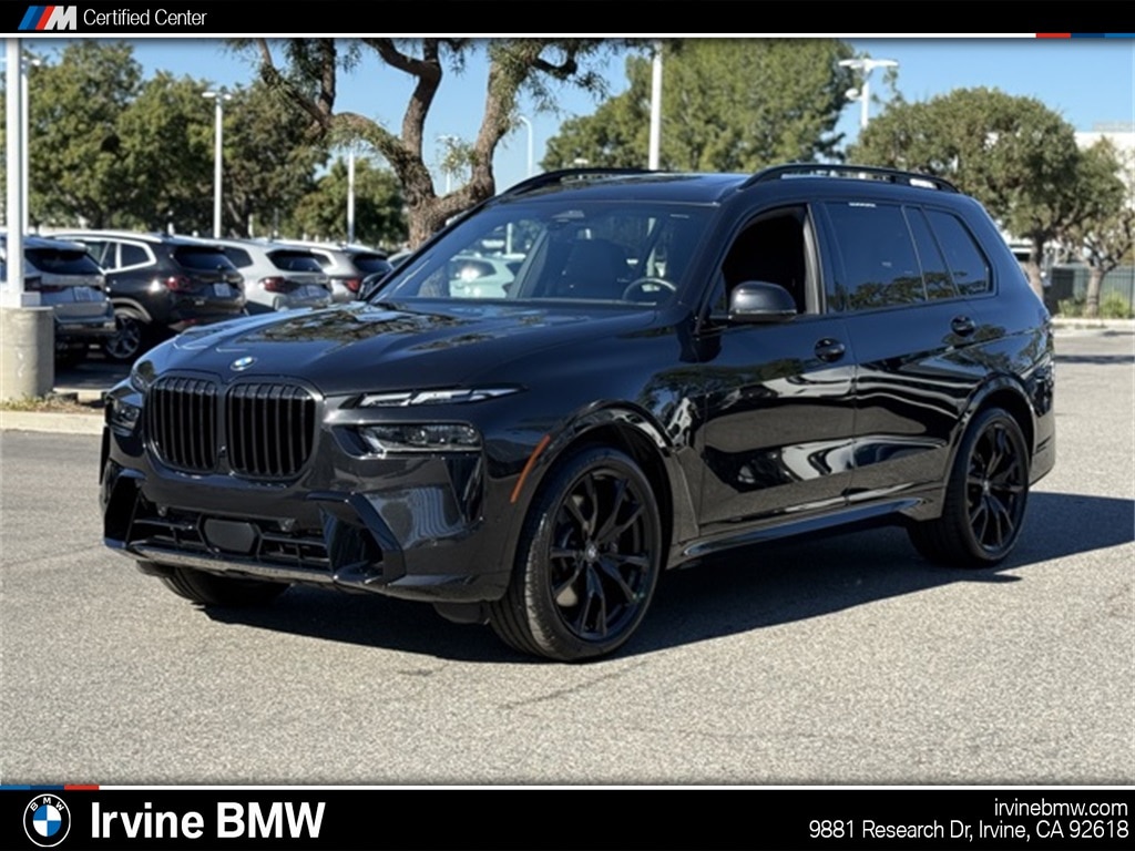 2023 BMW X7 Base's photo