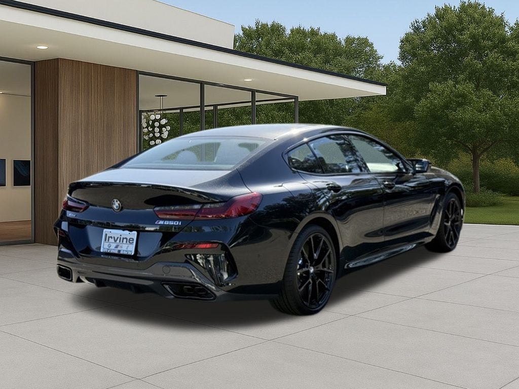 2026 BMW 8 Series M850i - Photo 7
