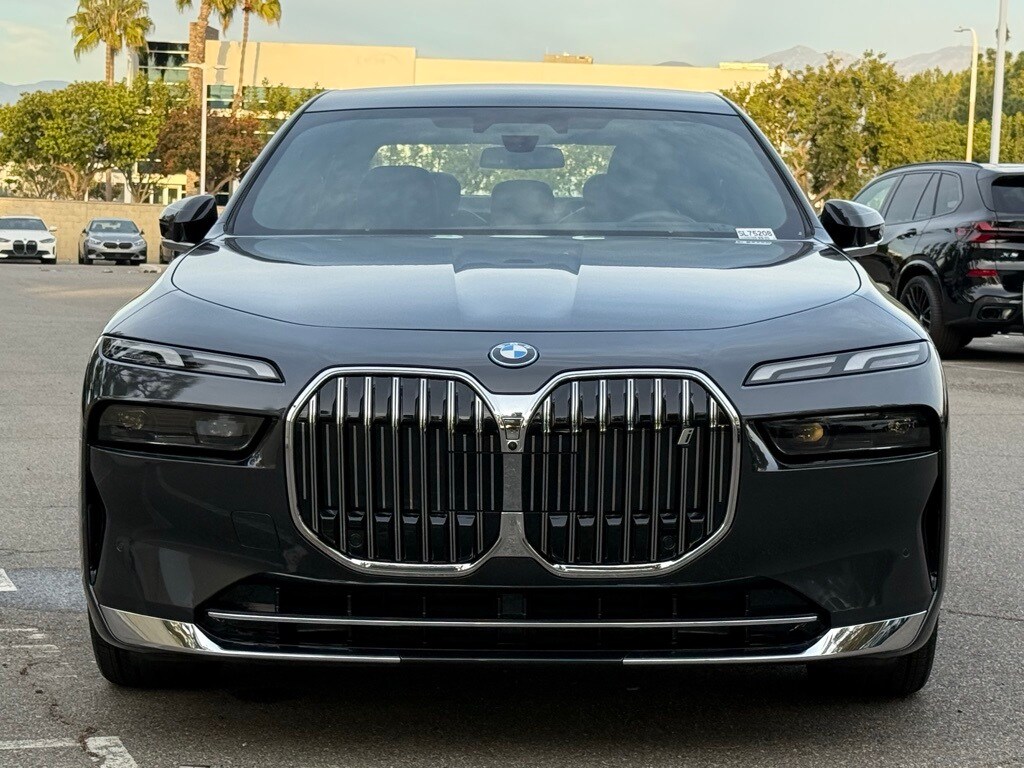 Used 2025 BMW i7 eDrive50 Sedan