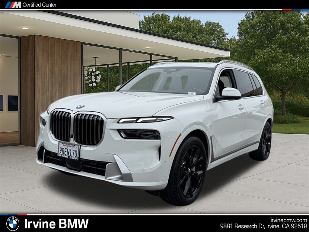 2025 BMW X7 SUV 