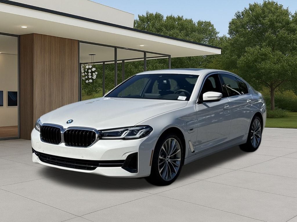 2023 BMW 530e photo 2