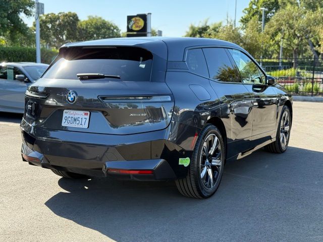 2023 BMW iX xDrive50 photo 3