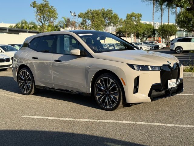 2026 BMW iX xDrive60 photo 6