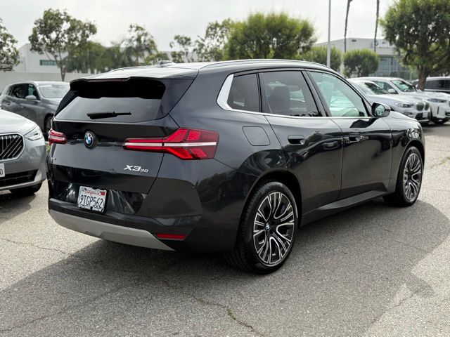 2025 BMW X3 30 xDrive photo 3