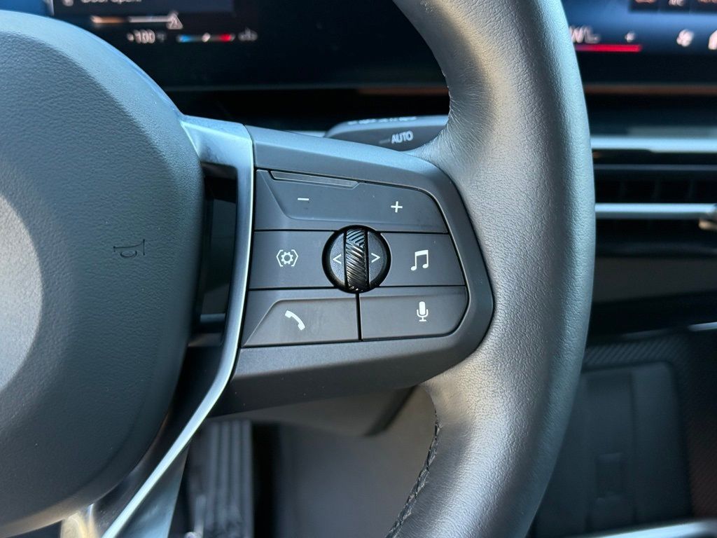 2025 BMW X2 28i - Photo 26