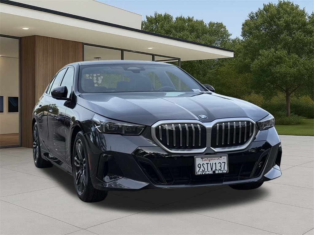 Used 2025 BMW 530i Sedan