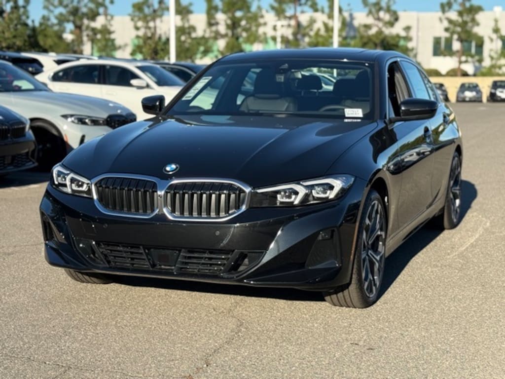 New 2026 BMW 330i Sedan