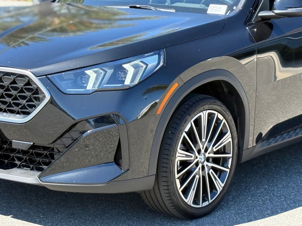 2025 BMW X2 28i - Photo 11