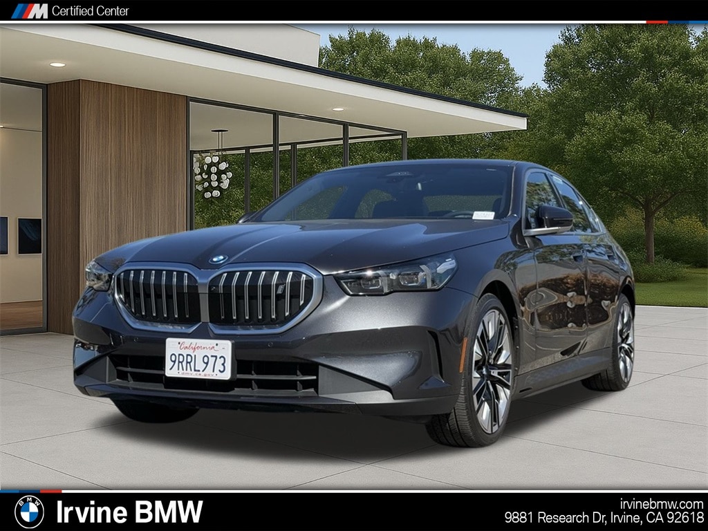2025 BMW i5 40's photo