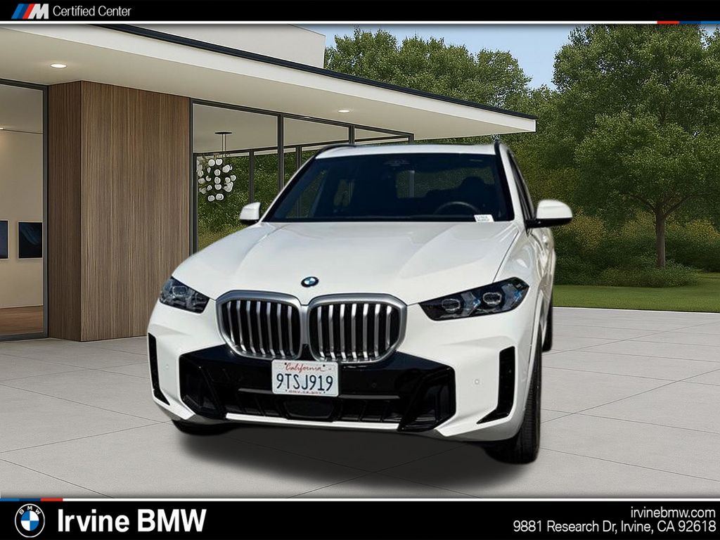 2026 BMW X5 sDrive40i photo 2