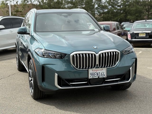 2025 BMW X5 xDrive40i photo 4