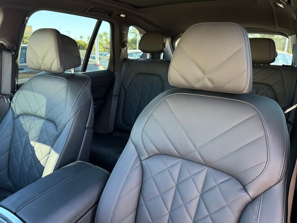 2025 BMW X5 M60i - Photo 22