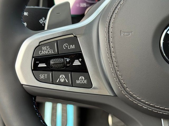 2026 BMW 8 Series M850i - Photo 21
