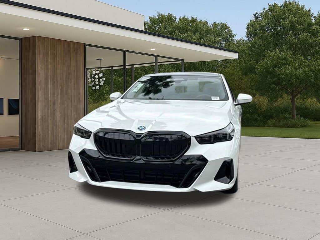 New 2027 BMW 550e xDrive Sedan