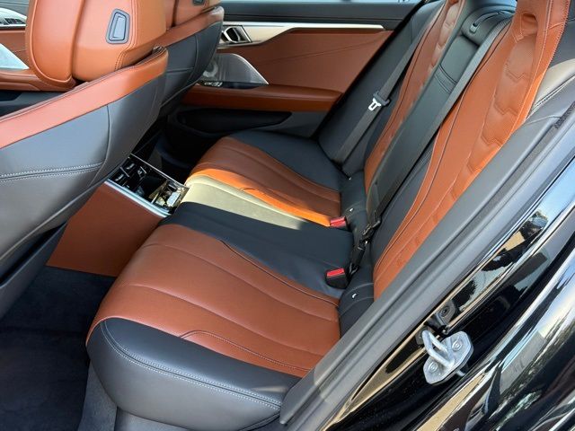 2026 BMW 8 Series M850i - Photo 24