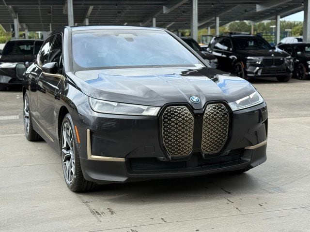 2023 BMW iX xDrive50 photo 4